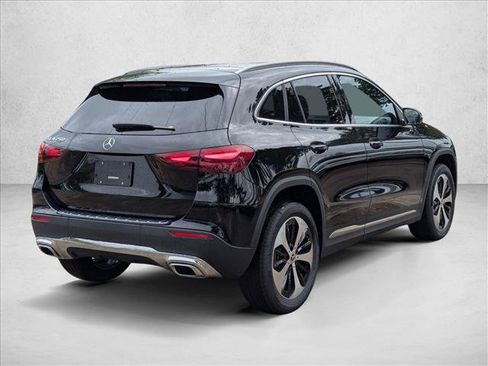 Used 2026 Mercedes-Benz GLA 250 image 2