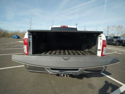 Used 2019 RAM 2500 Tradesman w/ Chrome Appearance Group image 17