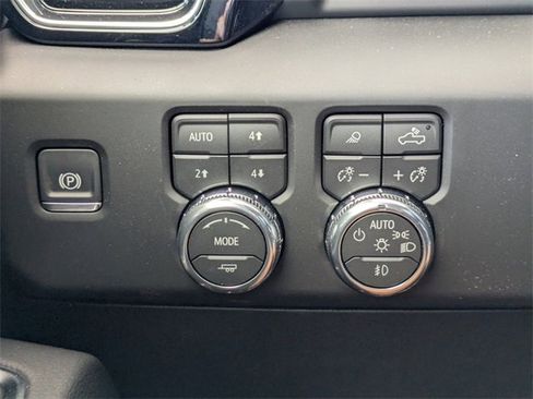 New 2026 GMC Sierra 2500 Denali w/ Denali Reserve Package image 25