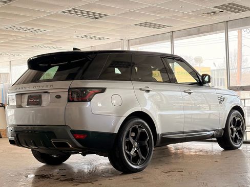 Used 2019 Land Rover Range Rover Sport HSE image 7