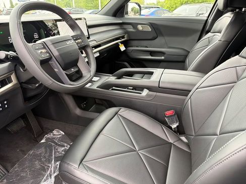 New 2027 Kia Telluride EX FWD image 16
