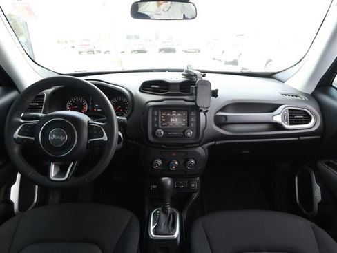 Used 2018 Jeep Renegade Sport w/ Power & Air Group image 28