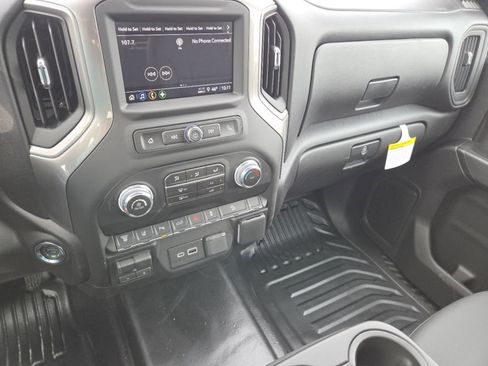 New 2026 GMC Sierra 2500 Pro w/ 1SA Pro Safety Plus Package image 32