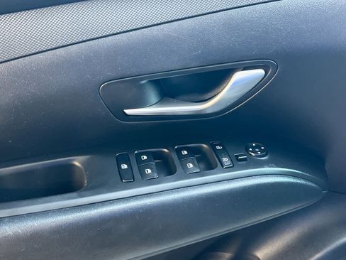 Used 2023 Hyundai Tucson Blue image 12