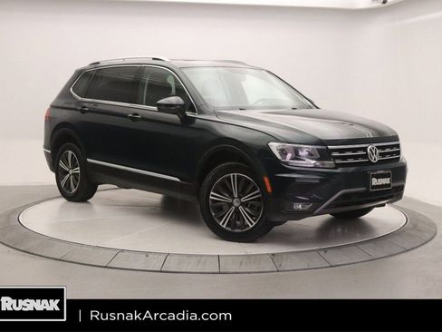 Used 2019 Volkswagen Tiguan SEL image 1