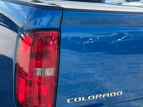 Used 2022 Chevrolet Colorado LT w/ LT Convenience Package image 13