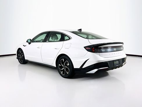 Used 2025 Hyundai Sonata SEL FWD image 5