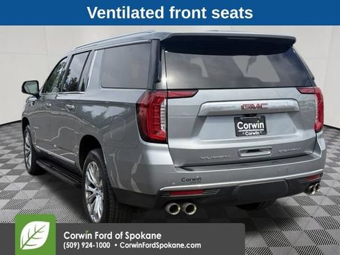 Used 2023 GMC Yukon XL Denali w/ Advanced Technology Package AWD/4WD image 17
