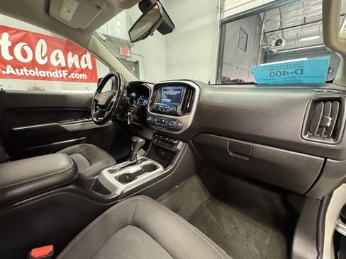 Used 2018 Chevrolet Colorado LT AWD/4WD image 14