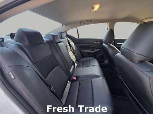 Used 2024 Nissan Altima 2.5 SR image 8