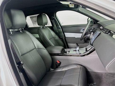 Used 2025 Land Rover Range Rover Velar S image 28