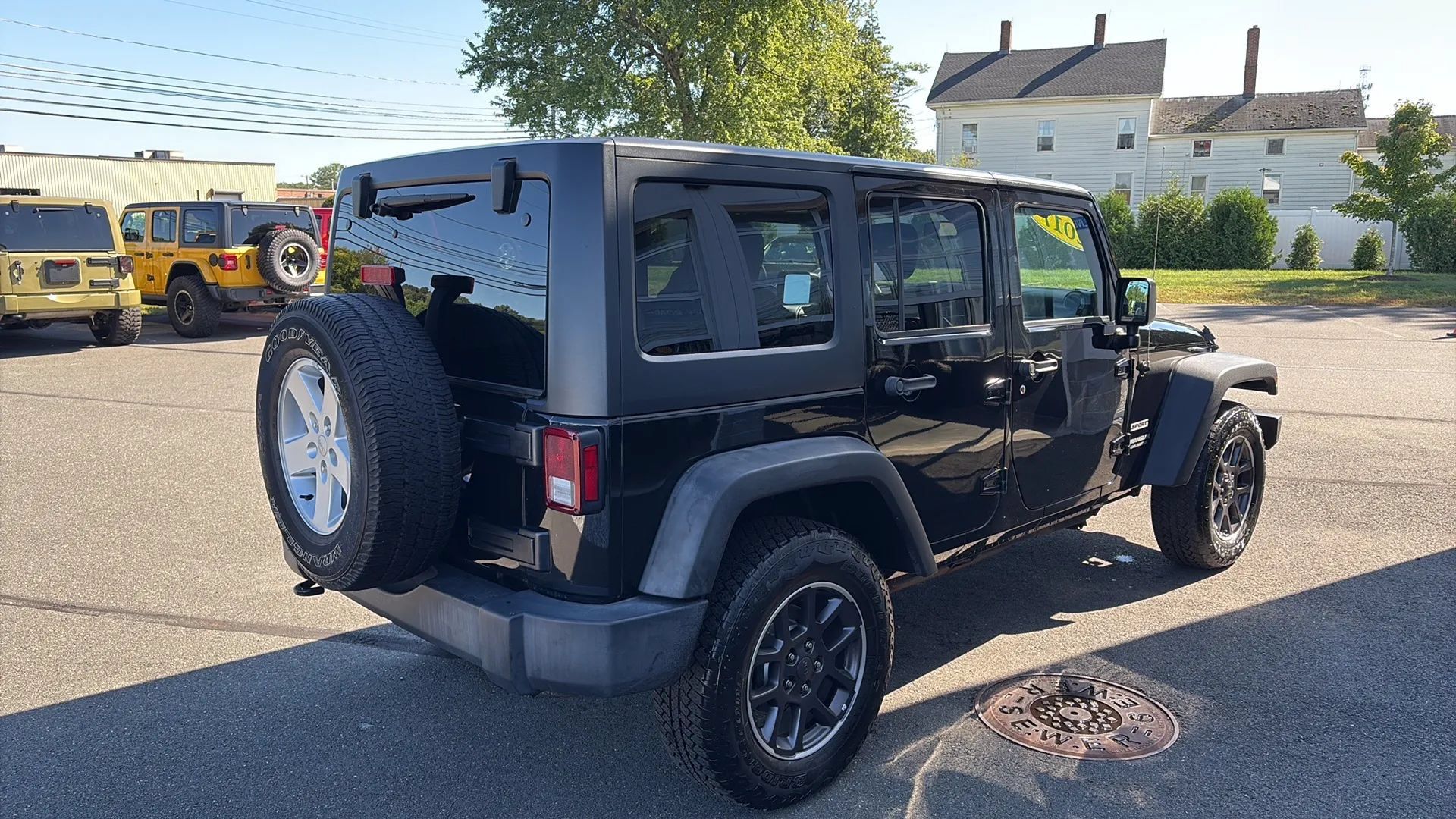 Used 2017 Jeep Wrangler Unlimited Sport w/ Quick Order Package 24S AWD/4WD image 5