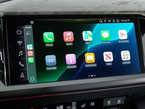 Used 2023 Audi Q4 e-tron Prestige image 15