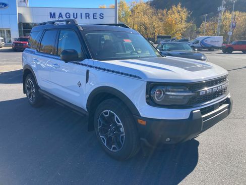 New 2025 Ford Bronco Sport Outer Banks w/ Outer Banks Tech Package+ image 3