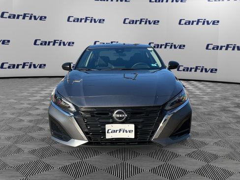 Used 2024 Nissan Altima 2.5 SV image 9