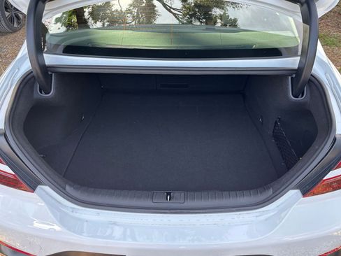 Used 2025 Genesis G70 2.5T image 31