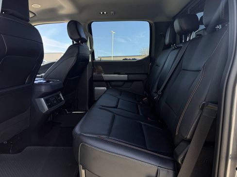 Used 2024 Ford F250 Lariat w/ Lariat Ultimate Package image 32