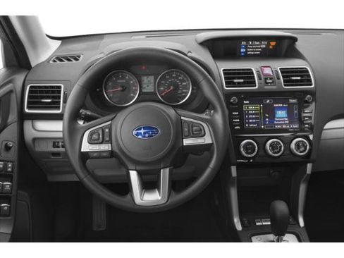Used 2018 Subaru Forester 2.5i Premium w/ All-Weather Package AWD/4WD image 10
