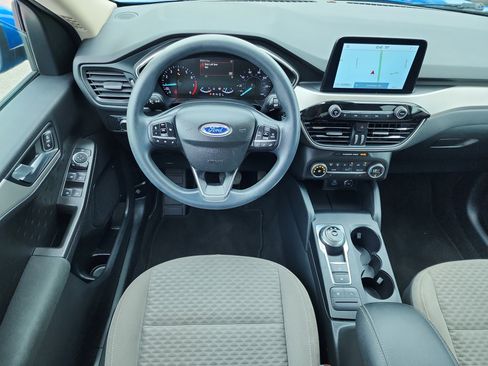 Used 2020 Ford Escape SE image 12