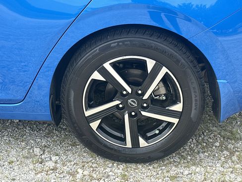 Used 2024 Nissan Sentra SV FWD image 19