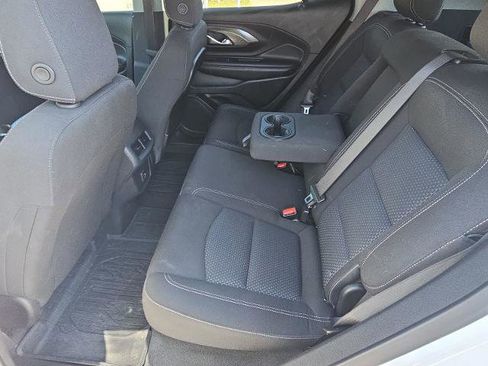 Used 2023 GMC Terrain SLE w/ Driver Convenience Package image 21
