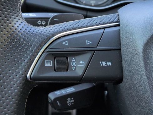 Used 2022 Audi SQ5 Premium w/ Convenience Package image 25