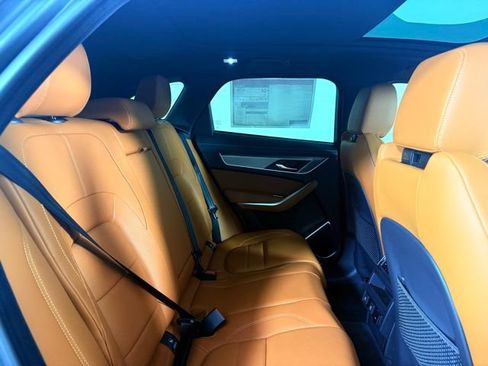 Used 2026 Jaguar F-PACE R-Dynamic S AWD/4WD image 29