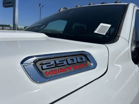 New 2026 RAM 2500 Tradesman AWD/4WD image 28
