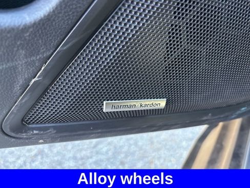 Certified 2023 Subaru Outback Limited image 33