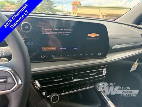 New 2026 Chevrolet Traverse LT w/ Driver Confidence Package AWD/4WD image 19