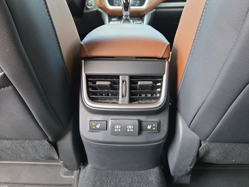 Certified 2022 Subaru Outback Touring XT w/ Popular Package #2 AWD/4WD image 12