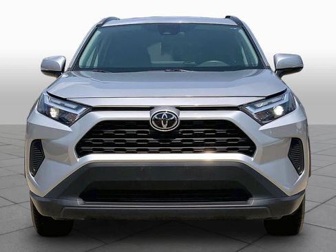 Used 2024 Toyota RAV4 XLE FWD image 4