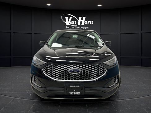 Used 2023 Ford Edge SEL w/ Convenience Package AWD/4WD image 2