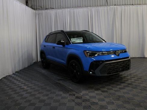 New 2026 Volkswagen Taos SE AWD/4WD image 28