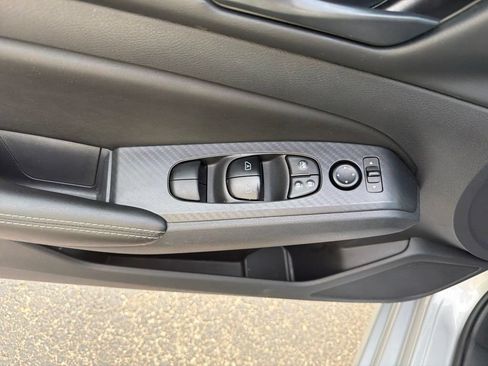 Used 2026 Nissan Altima 2.5 SV FWD image 14