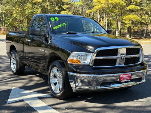 Used 2009 Dodge Ram 1500 Truck SLT image 3