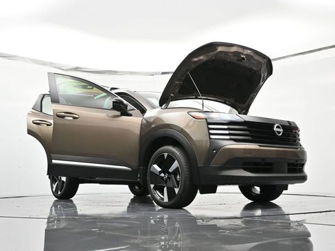 New 2026 Nissan Kicks SR image 49