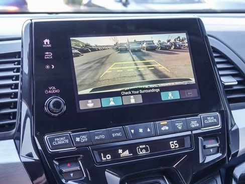 Used 2023 Honda Odyssey Touring image 22