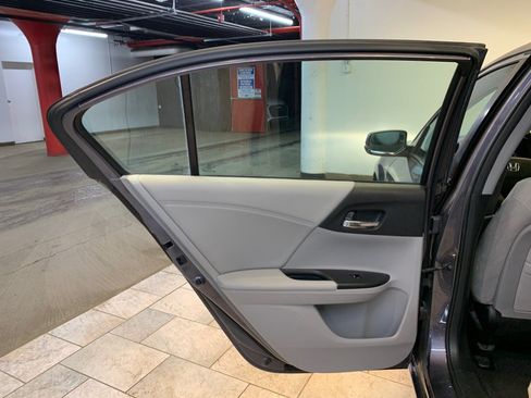 Used 2014 Honda Accord EX image 26