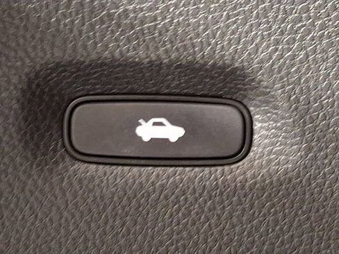Used 2023 Honda Civic Touring image 25