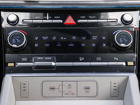 New 2026 Hyundai Santa Fe Calligraphy FWD image 17
