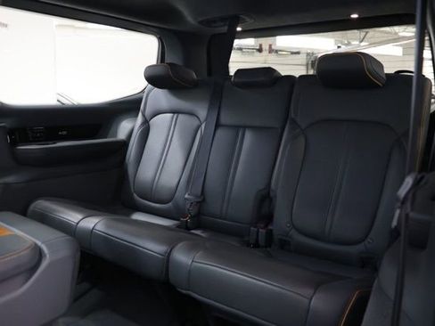 Used 2023 Jeep Grand Wagoneer Series II AWD/4WD image 37