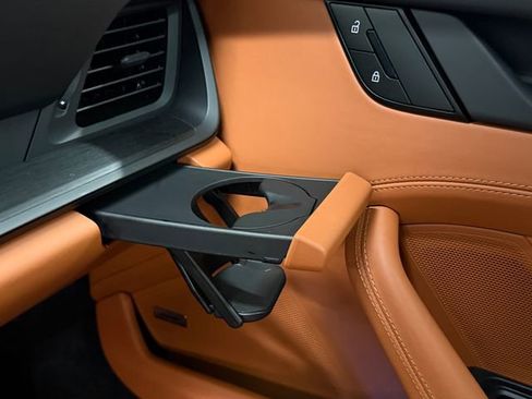 Certified 2025 Porsche 911 Carrera GTS RWD image 29