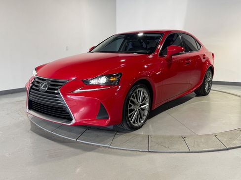 Used 2018 Lexus IS 300 AWD w/ Comfort Package image 2