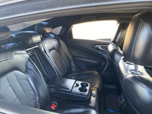 Used 2016 Chrysler 200 S w/ Navigation & Sound Group I FWD image 6