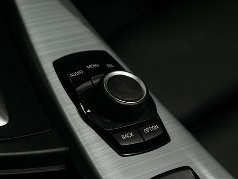 Used 2017 BMW 430i Convertible image 32