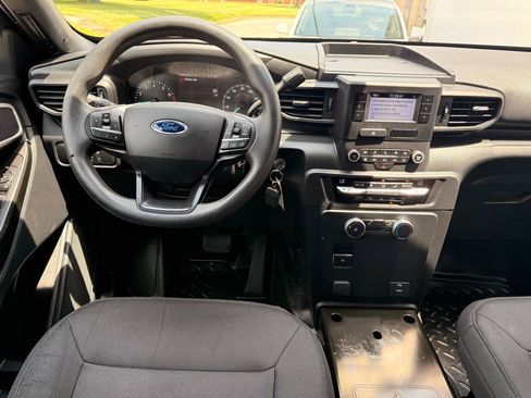 Used 2020 Ford Explorer 4WD Police Interceptor w/ Ultimate Wiring Package image 2