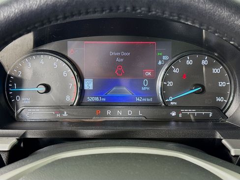 Used 2022 Ford Explorer XLT w/ Equipment Group 202A AWD/4WD image 12