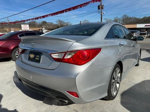 Used 2014 Hyundai Sonata SE w/ Premium Package 04 FWD image 7