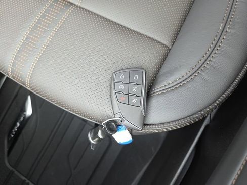 New 2026 Chevrolet Suburban High Country image 40